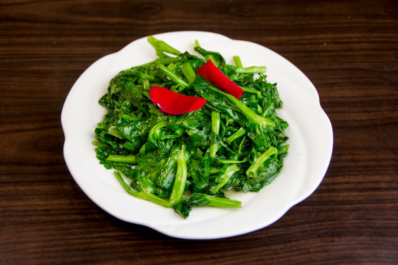v11. pea pod leaves with garlic 蒜蓉豌豆苗